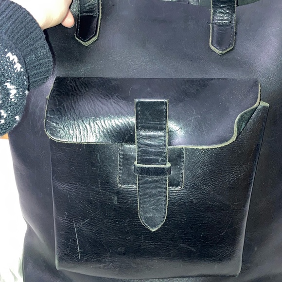 American Apparel Unlined Leather Tote - Picture 3 of 10